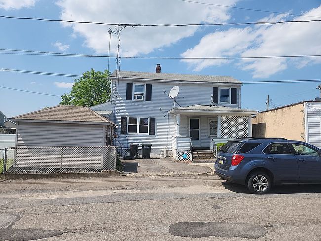 Image of 427 W 18th St