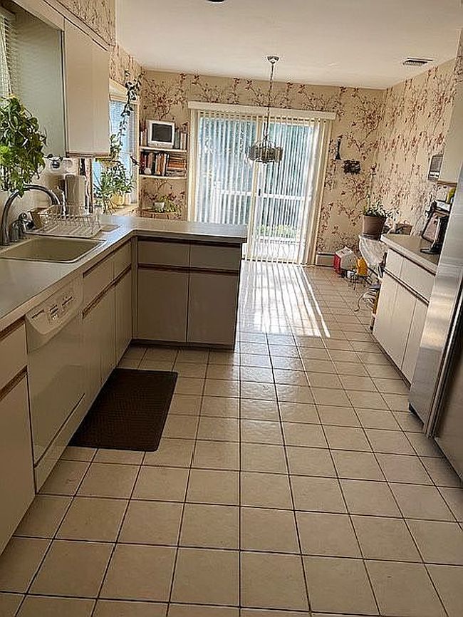 Image of 15 Meleny Rd
