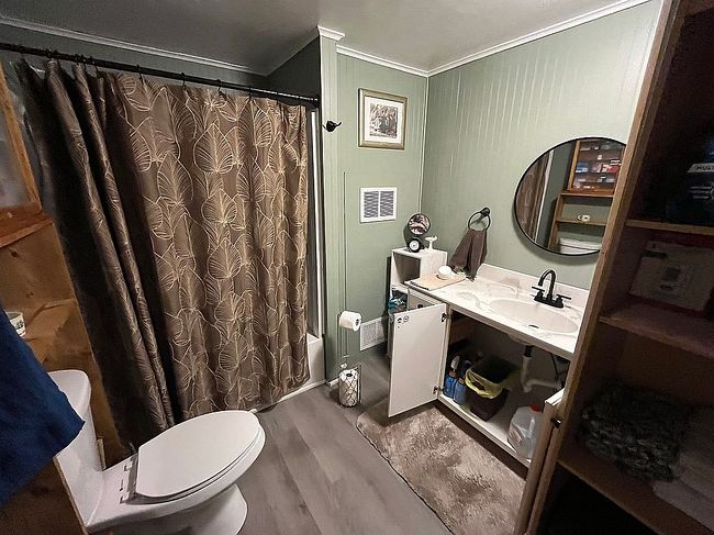 Image of 4 2nd St #4