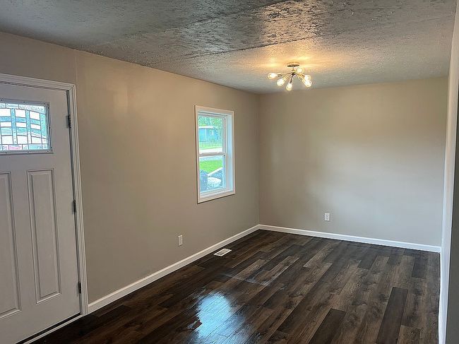 Photo of 411 Crescent Rd, Beckley, WV
