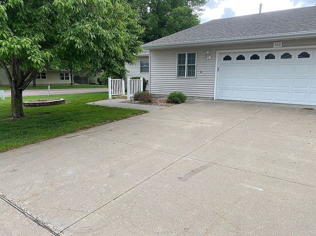 Image of 550 N Welco Dr