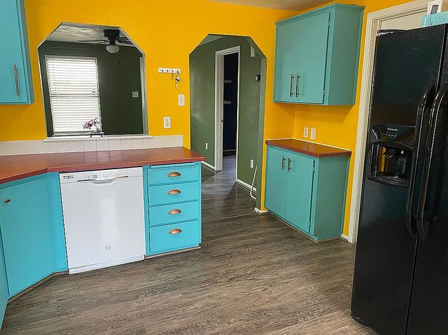 Additional photo 2 of property located at 1600 Ross St