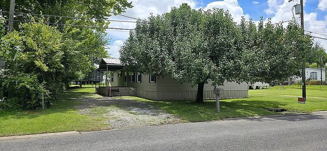 Photo of 811 Bee Tree St, Westlake, LA