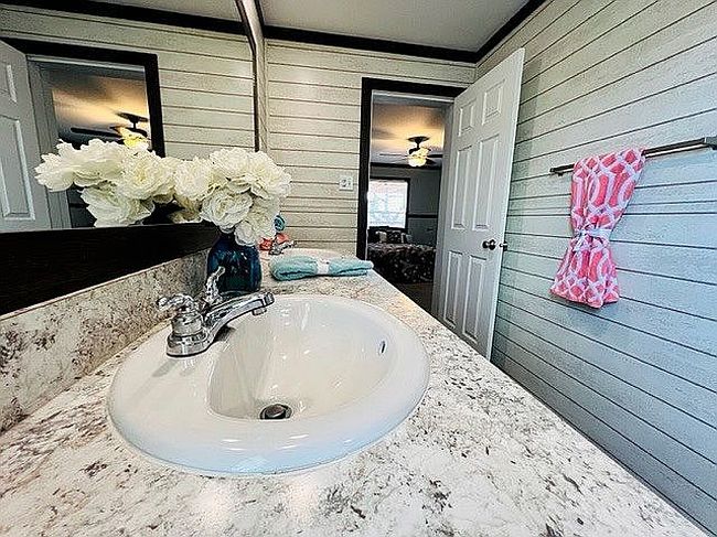 Photo of 833 Cimarron, Spring Branch, TX