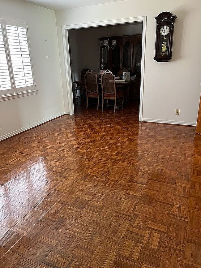 Image of 400 Ridgelawn Dr W