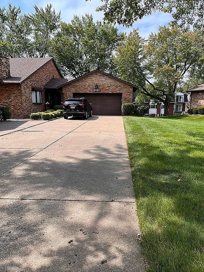 Photo of 2421 E 51st St, Davenport, IA