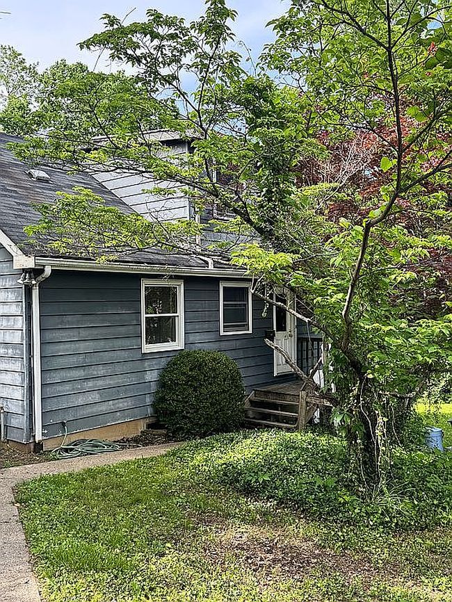 Image of 14 Woodlawn Ave