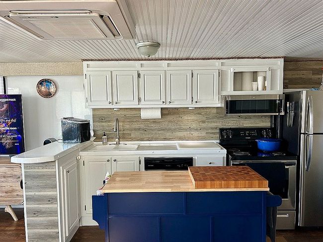 Image of 650 Wharf St Sw #Y13