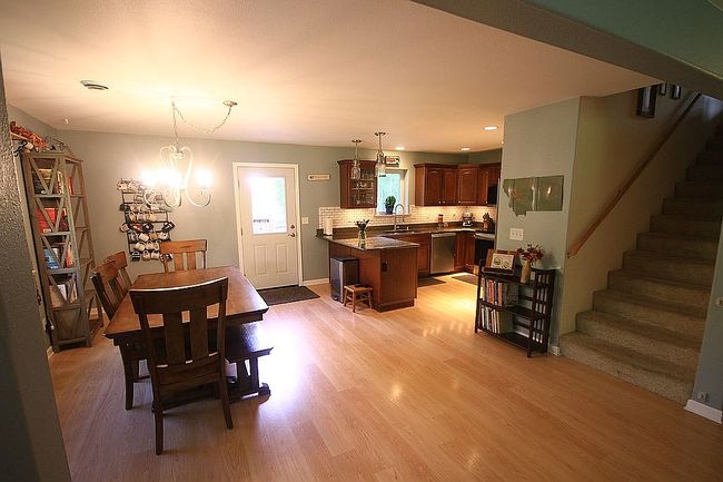 Image of 3375 Hillary Ave