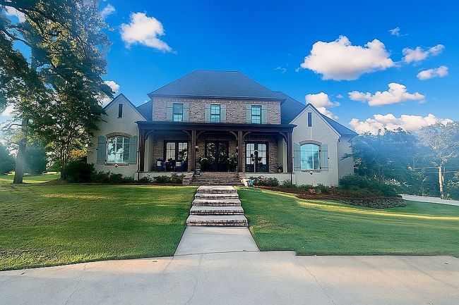 Photo of 440 Johnstone Dr, Madison, MS