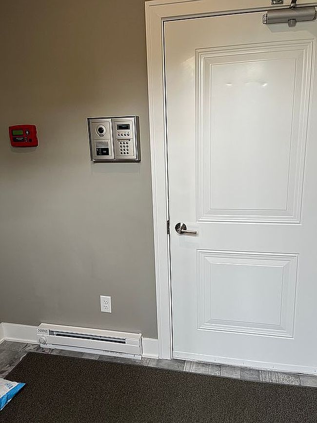 Image of 208 N Campbell St #202