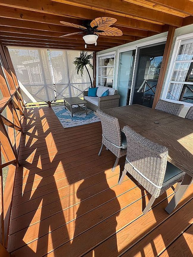 Image of 1004 52nd Avenue Ln W