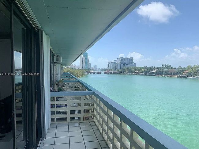 Image of 6484 Indian Creek Dr Apt 309
