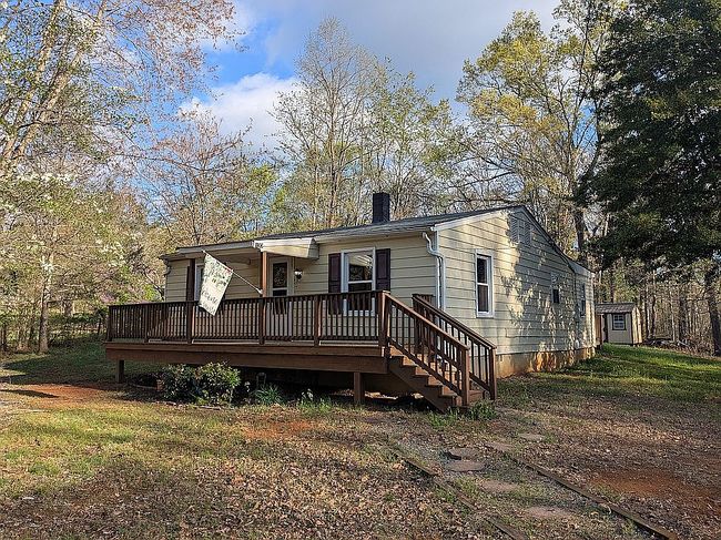 Image of 120 Hampton Village Rd