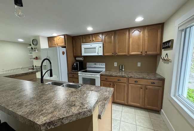 Preview of property located at 15718 Mercury Drive