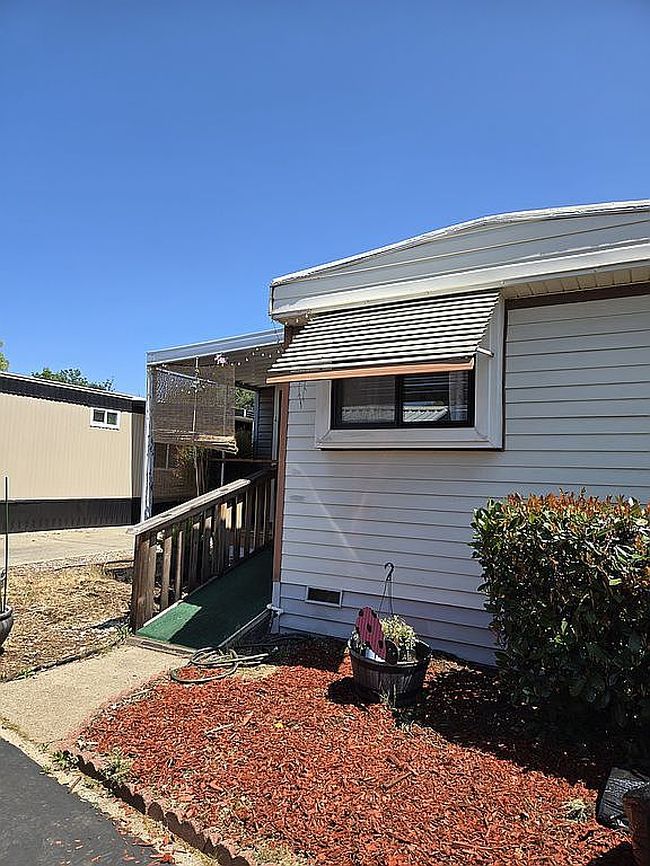 Image of 1320 Alrose Ln #28