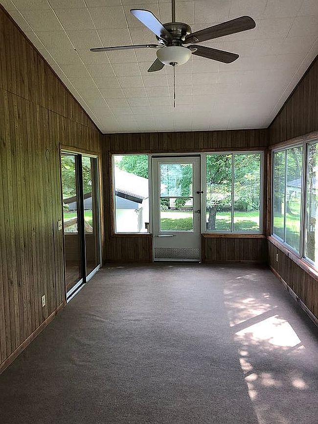 Photo of 3431 Maradee Ct, Farwell, MI