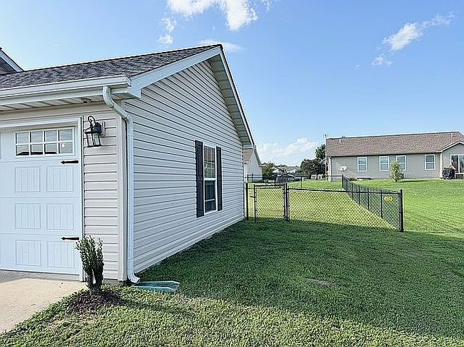 Photo of 1463 Black Rock Ln, Farmington, MO