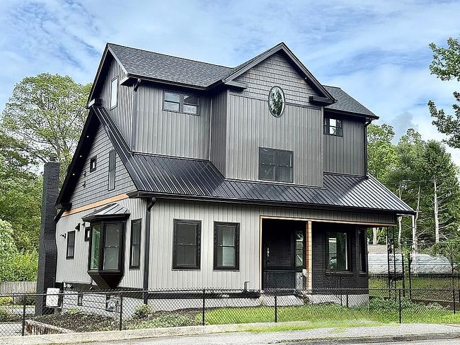 Photo of 105 S Quinsigamond Ave, Shrewsbury, MA