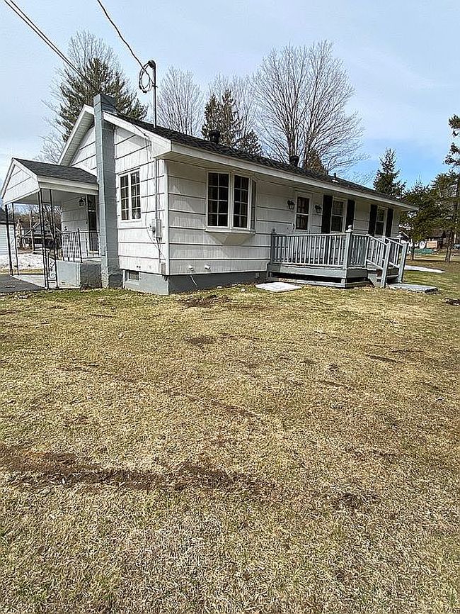Photo of 10 Park Ave, Dolgeville, NY