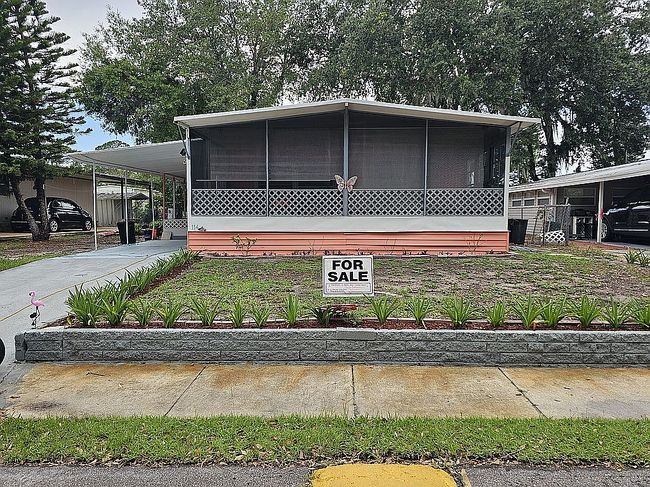 Photo of 114 Palm Dr, Debary, FL