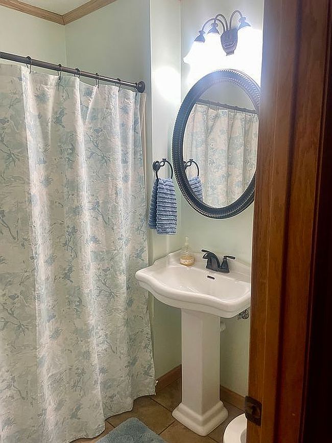 Photo of 410 N 7th Ave, Hoopeston, IL