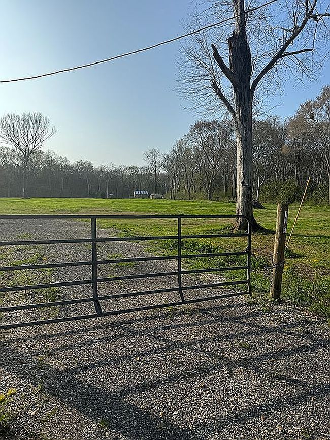 Image of 1086 Elliot Loop