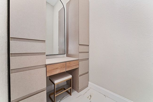 Preview of property located at 83 Tyler Rd