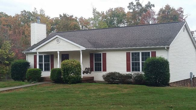 Photo of 3949 Diamond Hill Rd, Moneta, VA