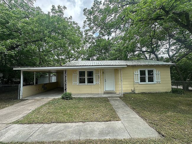 Image of 308 Crisswell St