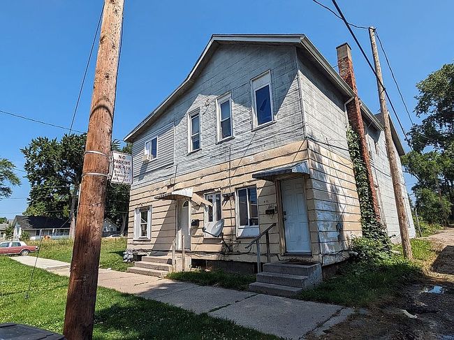 Image of 646 Segur Ave