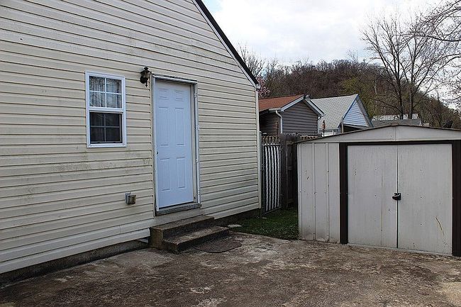 Photo of 321 9th Ave, Huntington, WV