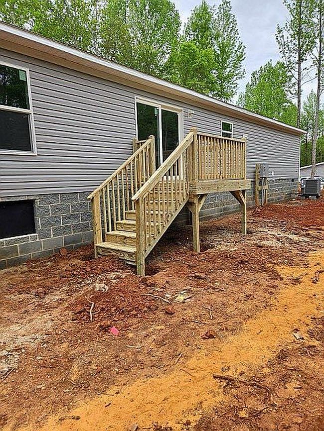 Image of 2347 Wagon Wheel Rd