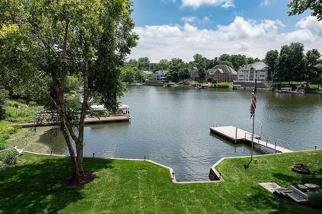 Photo of 8635 Sturgen Bay Ln, Indianapolis, IN