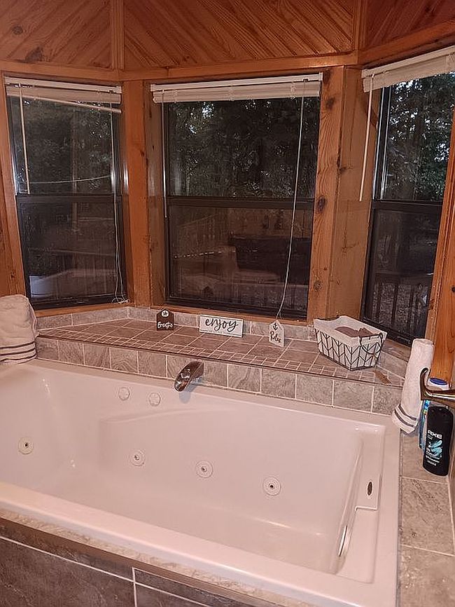 Image of 40 Island Head Ln