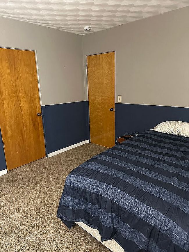 Photo of 105 W Price St, Eldridge, IA