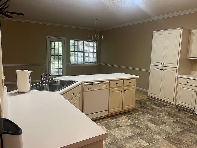 Image of 2705 Martha Brooks Ln
