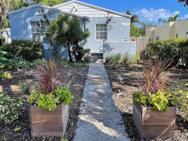 Photo of 441 35th St, West Palm Beach, FL