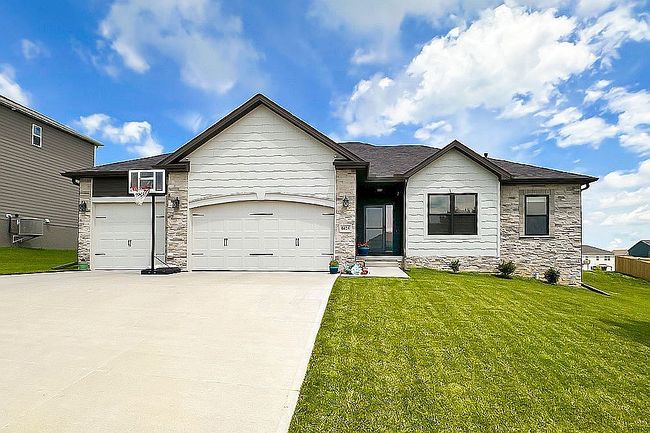 Photo of 6424 Kyla Dr, Papillion, NE