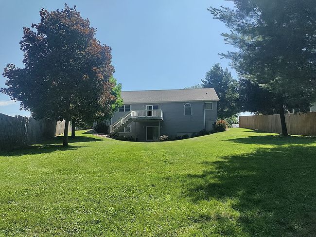 Photo of 625 N Pekin Ln, Hanna City, IL