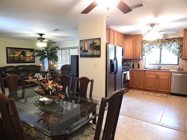 Photo of 1626 Banyan Dr, Venice, FL