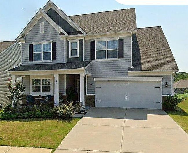 Image of 825 Braddock Way