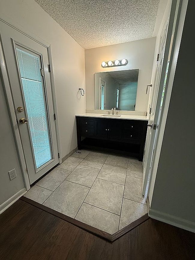 Image of 1310 Sw 76th Dr