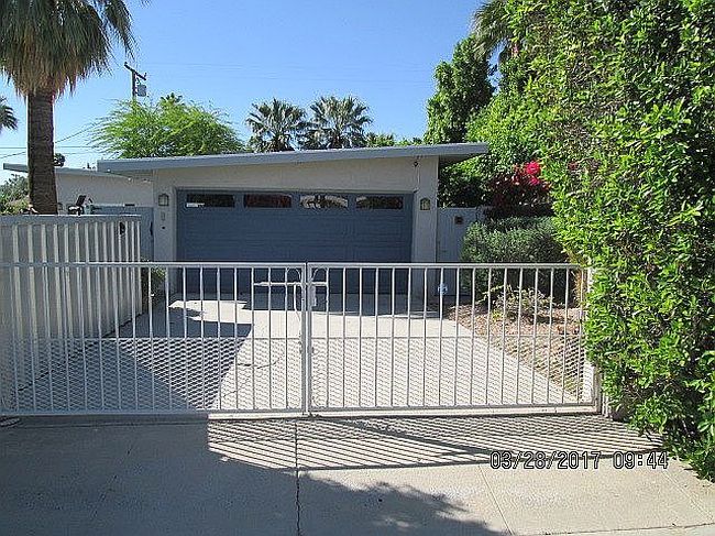 Image of 1255 E Buena Vista Dr