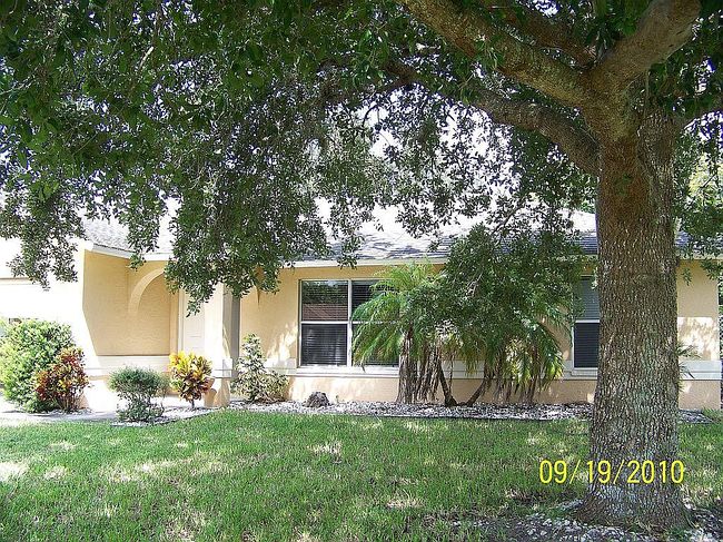 Photo of 819 Grove Dr, Naples, FL