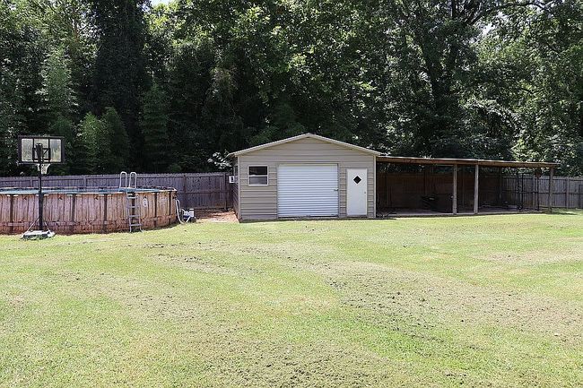 Photo of 11 Pearrow Dr, Caledonia, MS