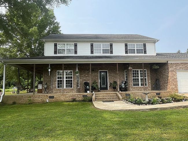 Image of 670 Golf Dr