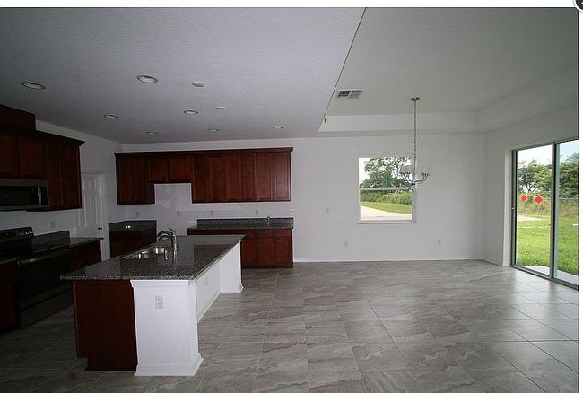 Additional photo 4 of property located at 10102 Tuscan Sun Ave