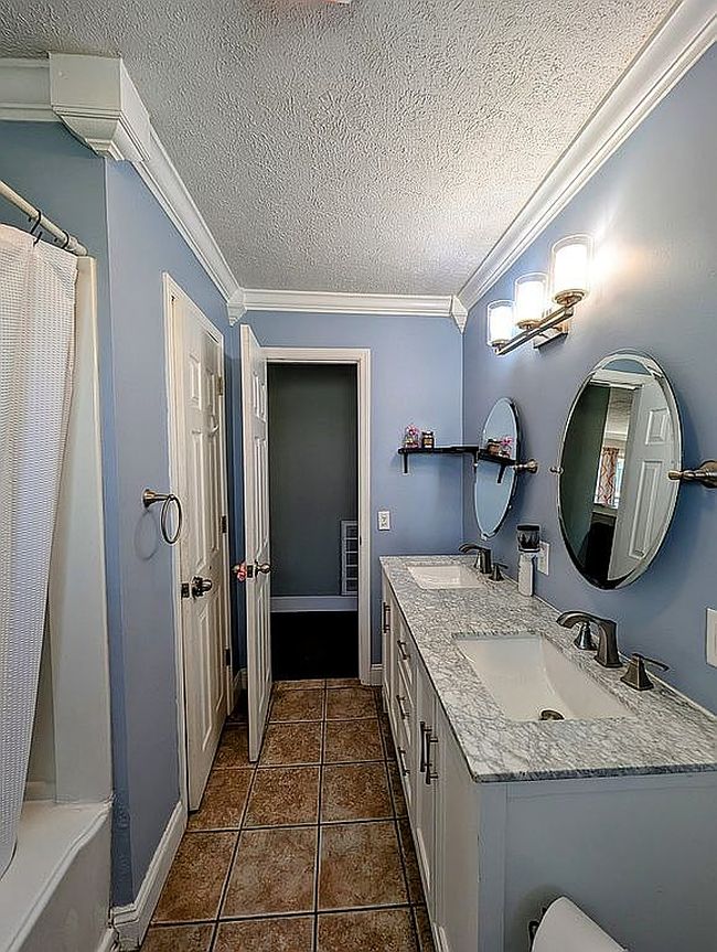 Image of 121 11th Pl Nw