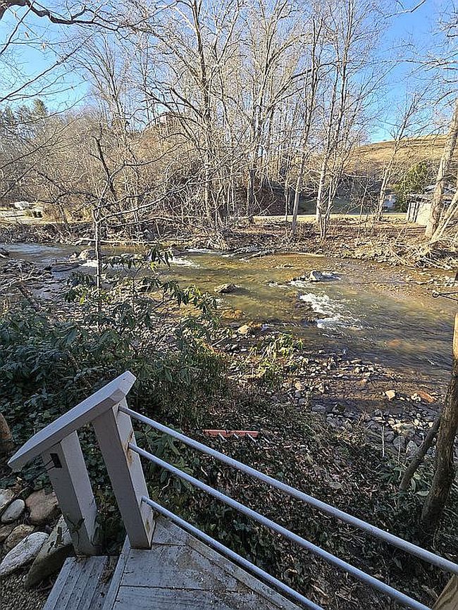 Image of 15 Pike Point